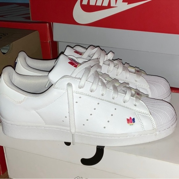 Adidas Originals Superstar Pure Cloud White Pride - Picture 3 of 8